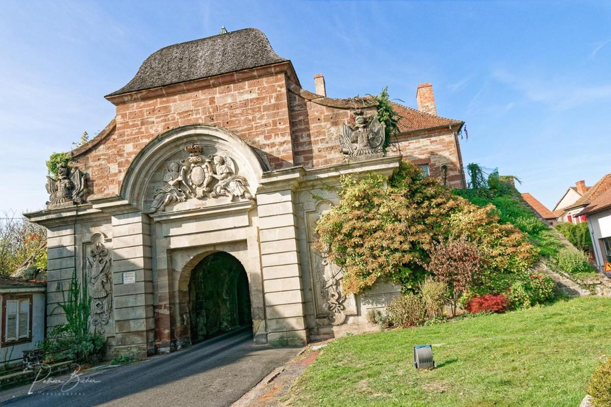 Danne-et-Quatre-Vents Logis Hotel Notre-Dame - Restaurant Ouvert Midi Et Soir Sauf Dimanche Soir מראה חיצוני תמונה