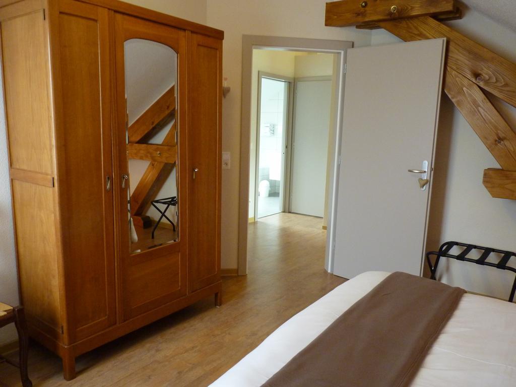 Danne-et-Quatre-Vents Logis Hotel Notre-Dame - Restaurant Ouvert Midi Et Soir Sauf Dimanche Soir מראה חיצוני תמונה