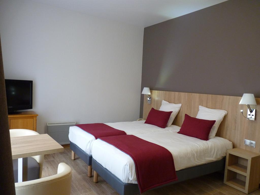 Danne-et-Quatre-Vents Logis Hotel Notre-Dame - Restaurant Ouvert Midi Et Soir Sauf Dimanche Soir מראה חיצוני תמונה
